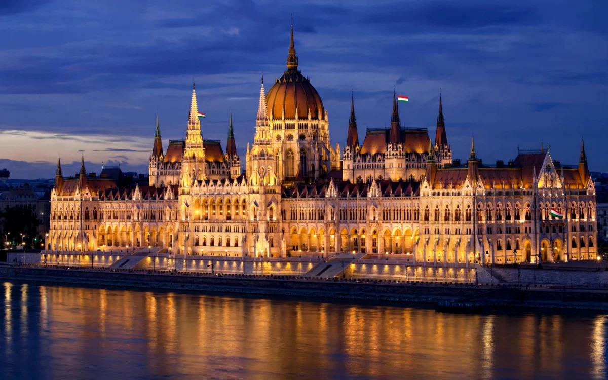 Hungarian parliament building in Budapest at dusk