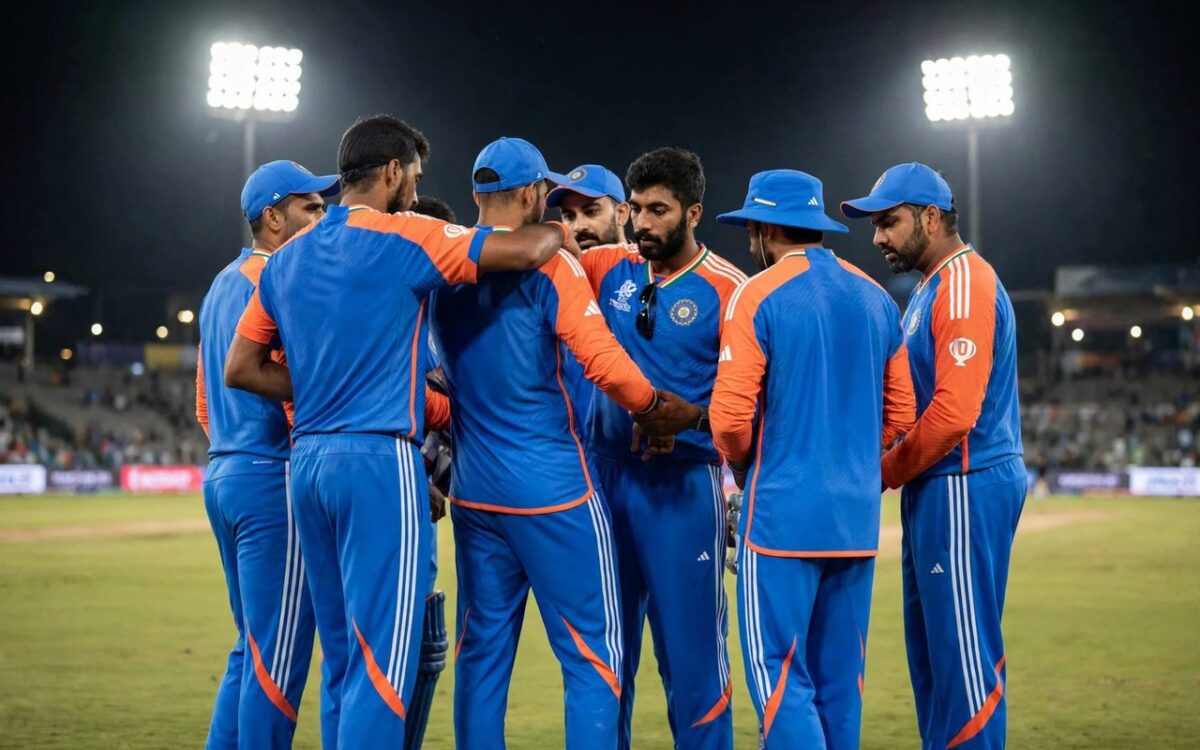 India cricket team huddle